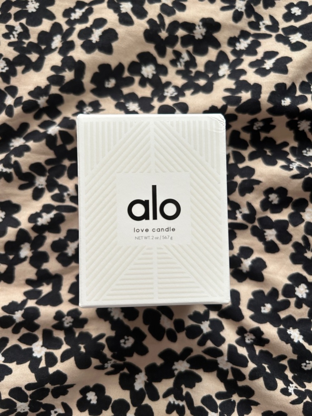 ALO Yoga White Love Candle